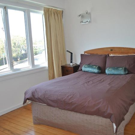 Wai O Taiki Bay B&B Auckland Bagian luar foto