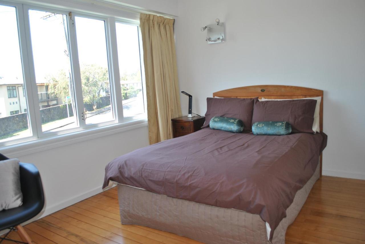 Wai O Taiki Bay B&B Auckland Bagian luar foto